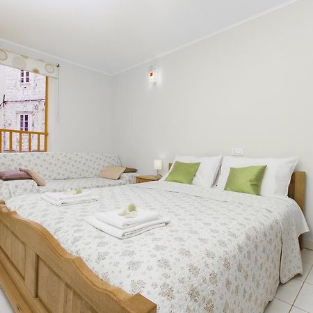 Top City Center Apartments Sibenik Exterior photo