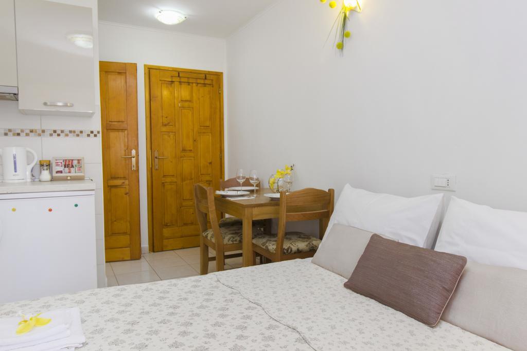 Top City Center Apartments Sibenik Exterior photo