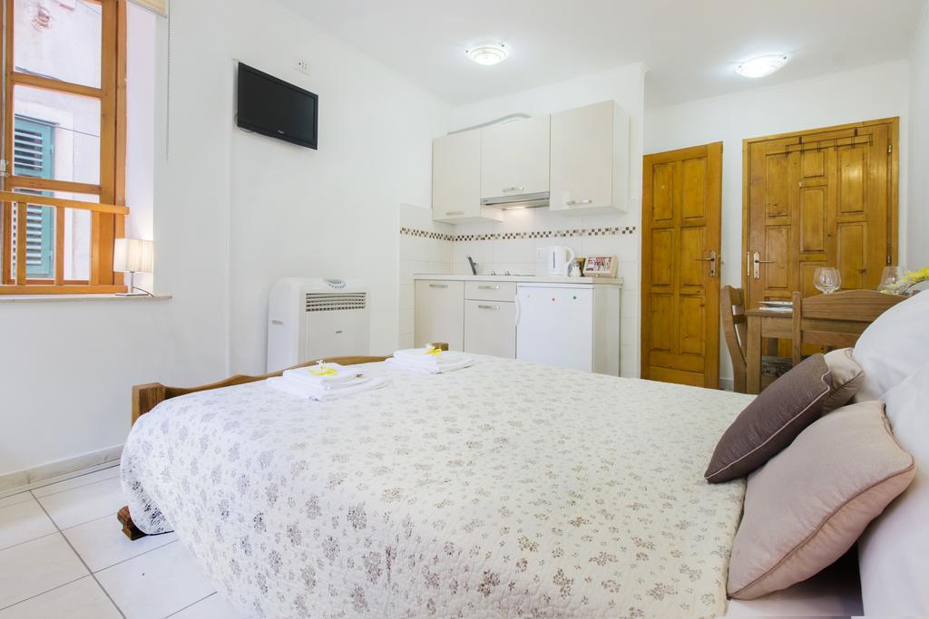 Top City Center Apartments Sibenik Exterior photo